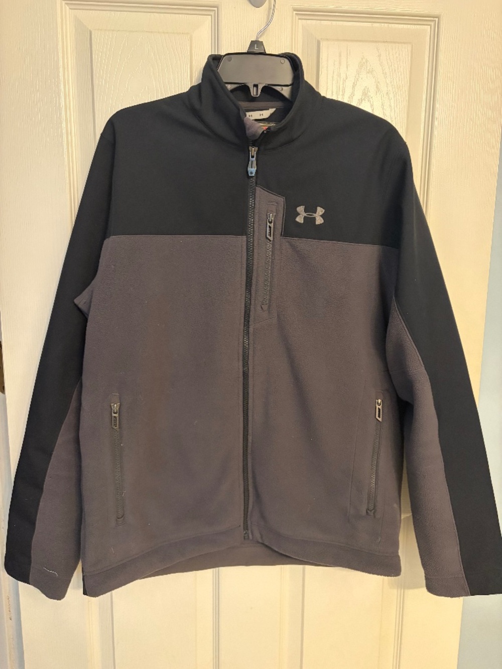 Men’s Medium Under Armour Jacket